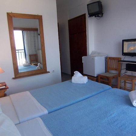 Hotel Maria-Elena Ágios Kírykos Buitenkant foto