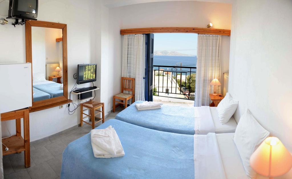 Hotel Maria-Elena Ágios Kírykos Buitenkant foto