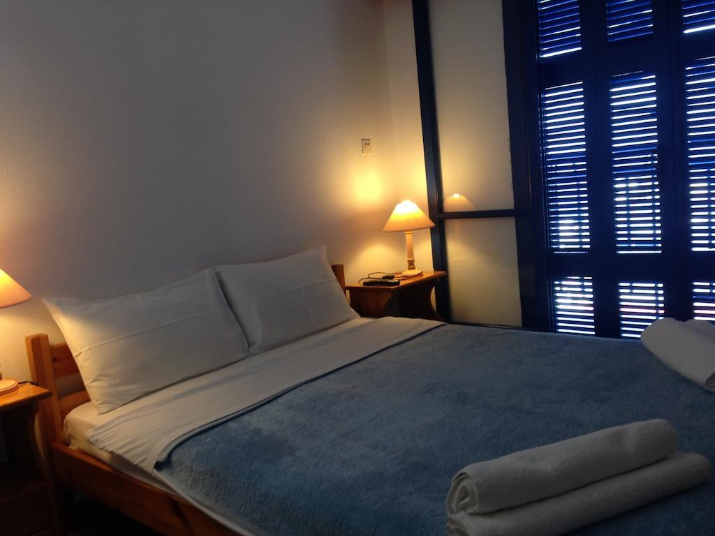 Hotel Maria-Elena Ágios Kírykos Buitenkant foto